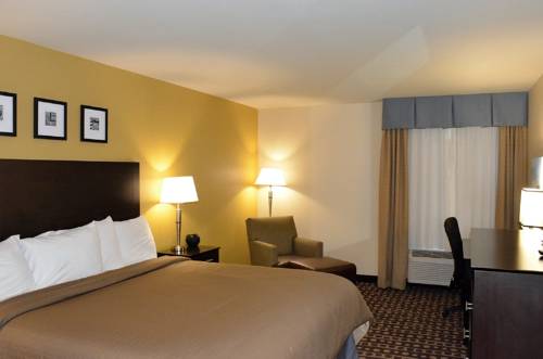 Imagen de la habitación del Hotel Spark by Hilton Minot. Foto 8