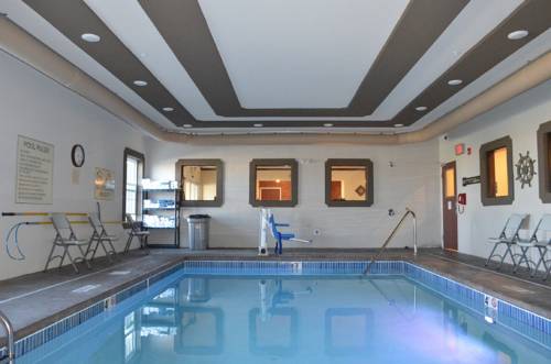 Imagen de la habitación del Hotel Spark by Hilton Minot. Foto 9