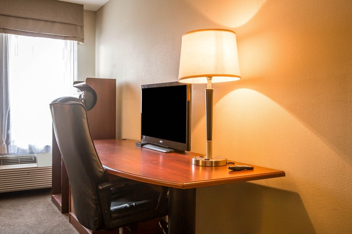 Imagen de los interiores del Hotel Spark by Hilton Montgomery EastChase. Foto 15