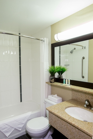 Imagen de la habitación del Hotel Spark by Hilton Montreal Brossard. Foto 14