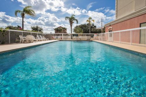 Imagen general del Hotel Spark by Hilton Orlando Universal Blvd. Foto 13