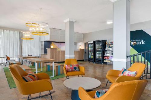 Imagen general del Hotel Spark by Hilton Ormond Beach Oceanfront. Foto 3