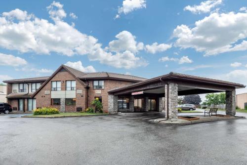 Imagen general del Hotel Spark by Hilton Oshawa. Foto 7