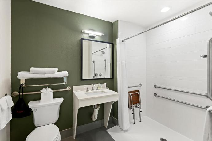 Imagen de la habitación del Hotel Spark by Hilton Panama City Beach. Foto 7