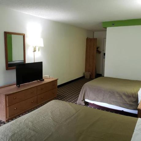 Imagen de la habitación del Hotel Spark by Hilton Roanoke Airport. Foto 7