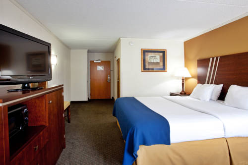 Imagen de la habitación del Hotel Spark by Hilton Roanoke Civic Center. Foto 6
