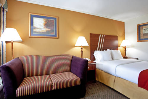 Imagen de la habitación del Hotel Spark by Hilton Roanoke Civic Center. Foto 9