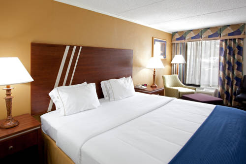Imagen de la habitación del Hotel Spark by Hilton Roanoke Civic Center. Foto 10