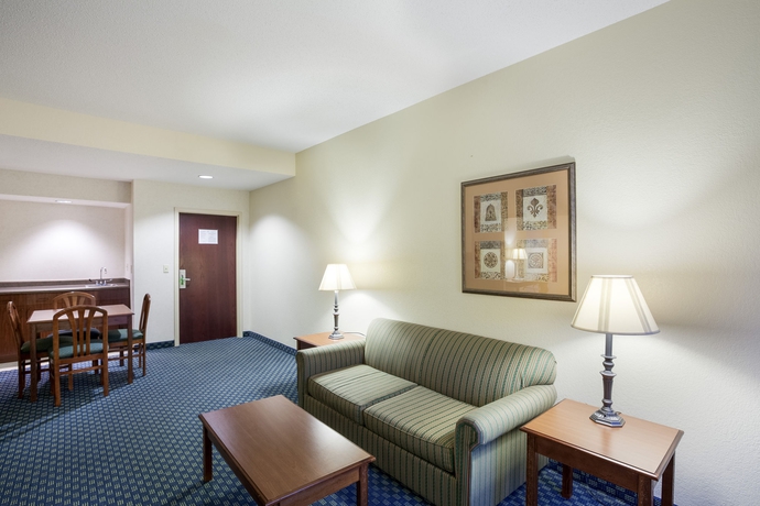 Imagen de los interiores del Hotel Spark by Hilton San Antonio Airport. Foto 16