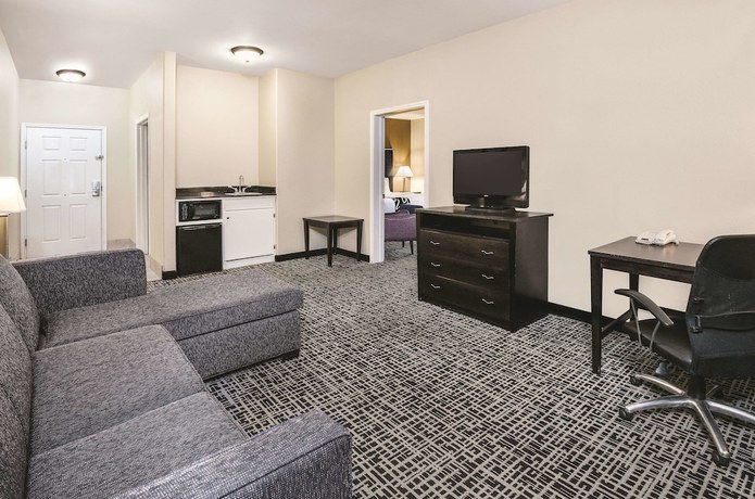 Imagen de la habitación del Hotel Spark by Hilton San Antonio Dominion. Foto 9