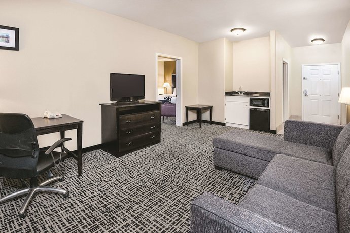 Imagen de la habitación del Hotel Spark by Hilton San Antonio Dominion. Foto 18