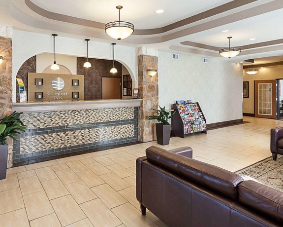 Imagen de la piscina del Hotel Spark by Hilton San Antonio near SeaWorld. Foto 20