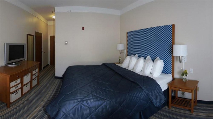 Imagen de la habitación del Hotel Spark by Hilton Savannah Airport. Foto 11