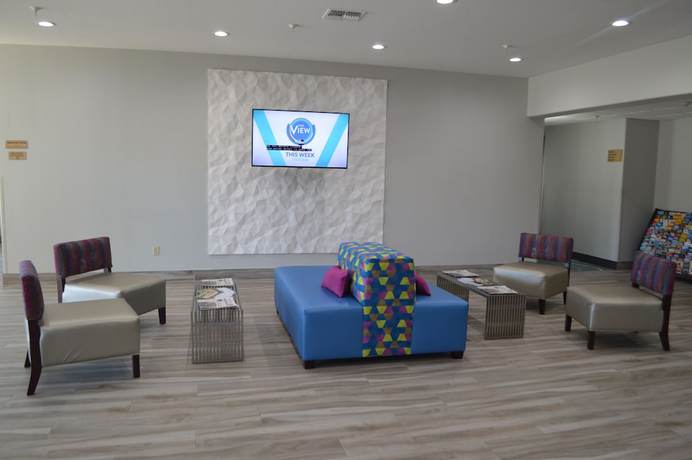 Imagen de los interiores del Hotel Spark by Hilton Selma. Foto 15