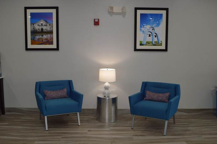 Imagen de los interiores del Hotel Spark by Hilton Selma. Foto 16