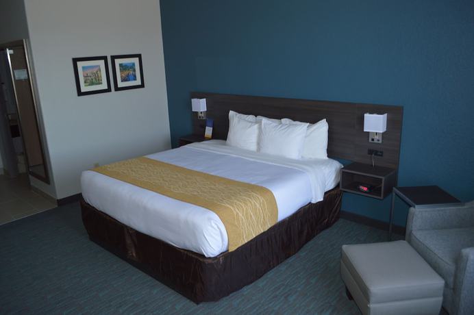 Imagen de la habitación del Hotel Spark by Hilton Selma. Foto 7