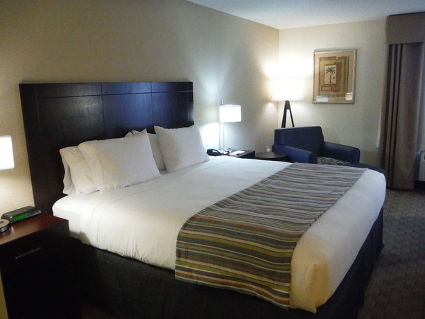 Imagen de la habitación del Hotel Spark by Hilton Spring Lake Fayetteville. Foto 13