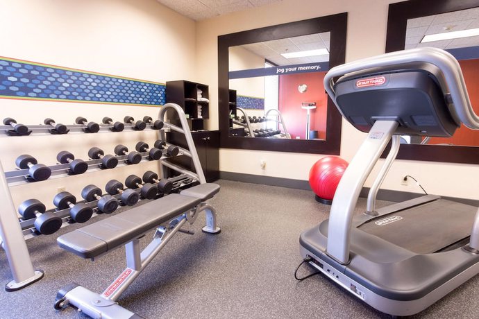 Imagen de los interiores del Hotel Spark by Hilton St. Louis Southwest. Foto 16
