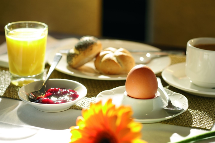 Imagen del bar/restaurante del Hotel Spark by Hilton Stuttgart Sindelfingen. Foto 4