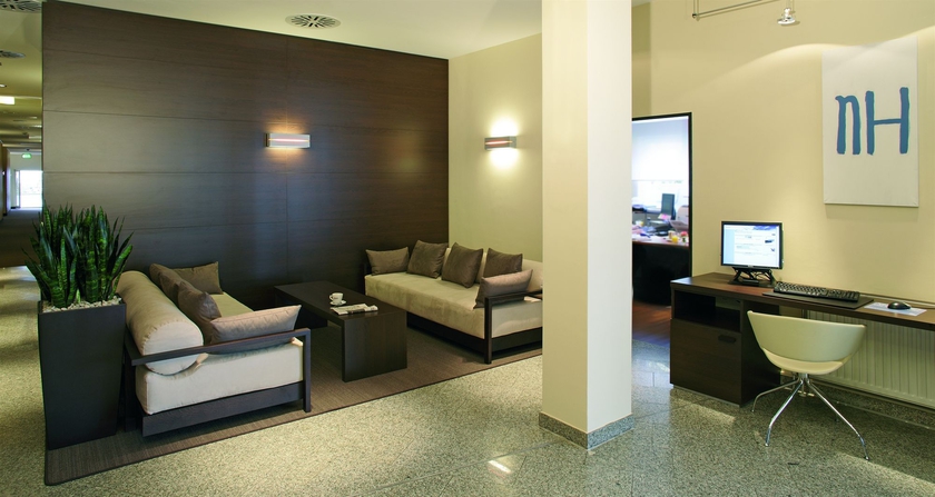 Imagen de los interiores del Hotel Spark by Hilton Stuttgart Sindelfingen. Foto 16