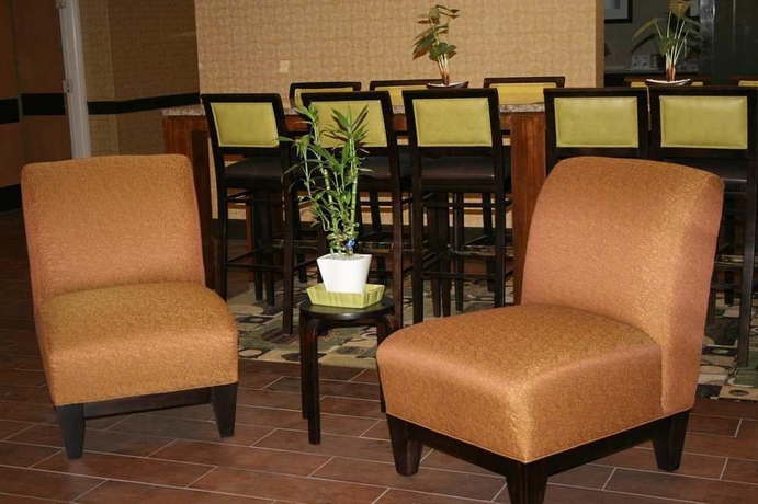 Imagen de los interiores del Hotel Spark by Hilton Tampa Brandon. Foto 14