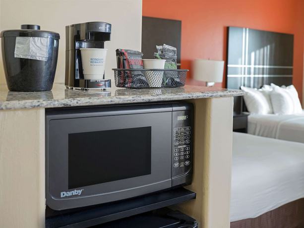 Imagen de la habitación del Hotel Spark by Hilton Tucson Reid Park. Foto 8