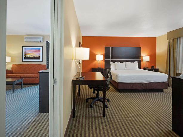 Imagen de la habitación del Hotel Spark by Hilton Tucson Reid Park. Foto 15