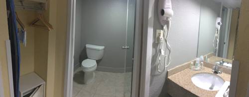 Imagen de la habitación del Hotel Spark by Hilton Virginia Beach Oceanfront. Foto 13