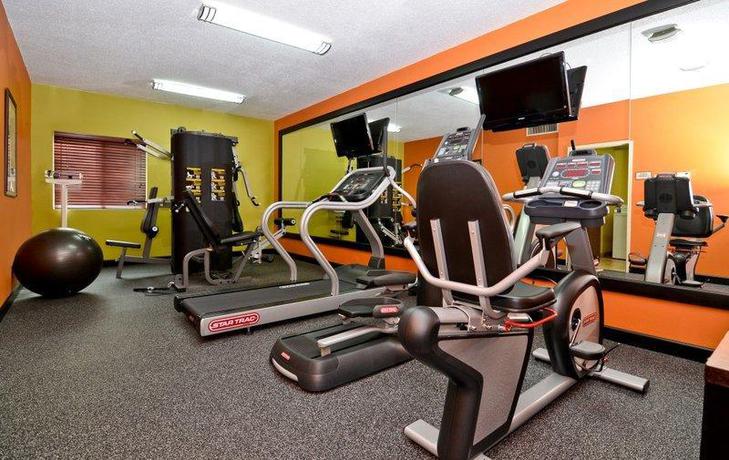 Imagen general del Hotel Spark by Hilton Wilmington Carolina Beach Rd. Foto 1