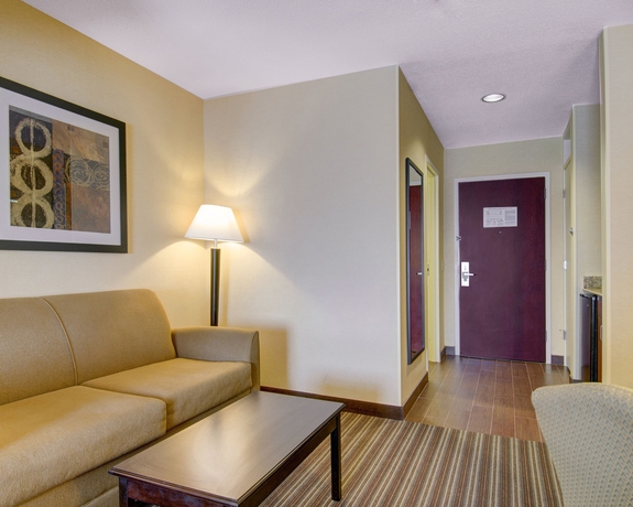 Imagen de los interiores del Hotel Spark by Hilton Woburn Boston. Foto 9