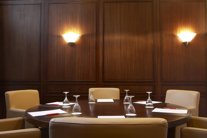 Imagen de los interiores del Hotel Spark by Hilton Wuppertal City Centre. Foto 3