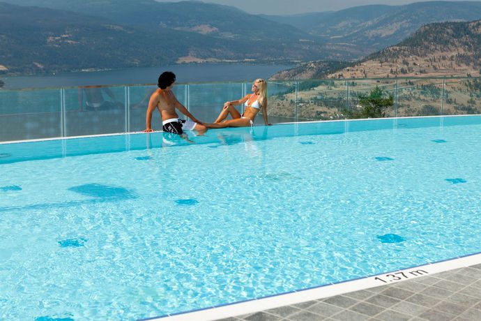 Imagen del bar/restaurante del Hotel Sparkling Hill Resort and Spa - Adults Only. Foto 4