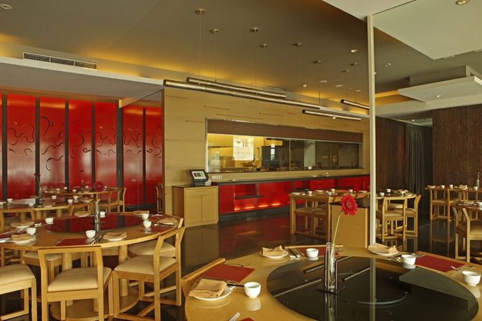Imagen del bar/restaurante del Hotel Sparks Luxe Jakarta. Foto 5