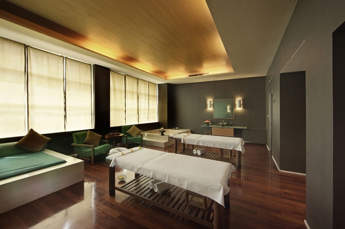 Imagen de la piscina del Hotel Sparks Luxe Jakarta. Foto 15