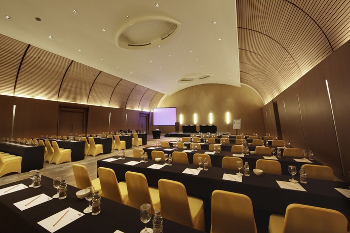 Imagen de los interiores del Hotel Sparks Luxe Jakarta. Foto 13