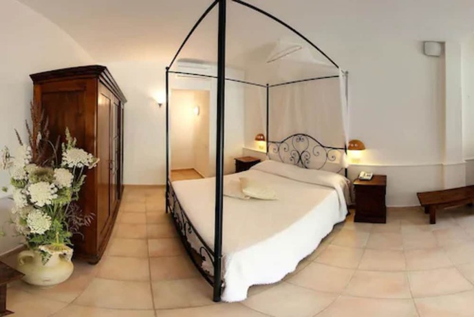 Imagen de la habitación del Hotel Spartivento. Foto 12