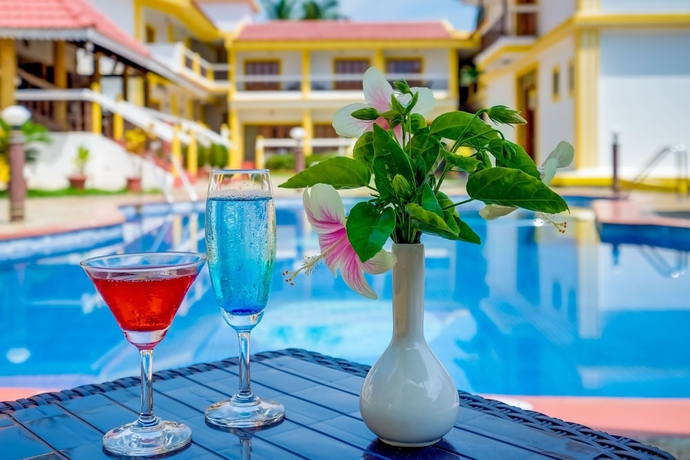 Imagen de la piscina del Hotel Spazio Leisure Resort. Foto 19