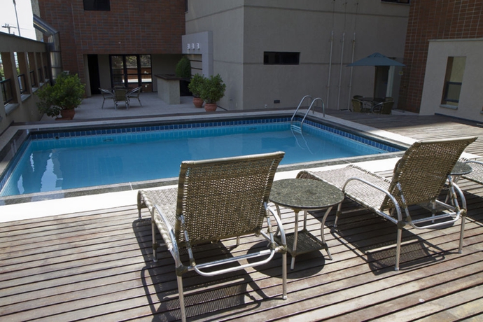 Imagen de la piscina del Hotel Spazzio Residence. Foto 13