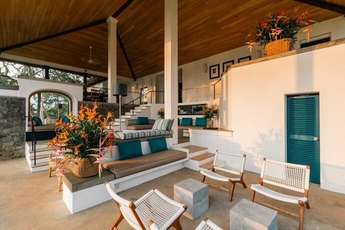 Imagen general del Hotel Spectacular Hilltop Beach Villa Located Next To A Surf Break. Foto 10