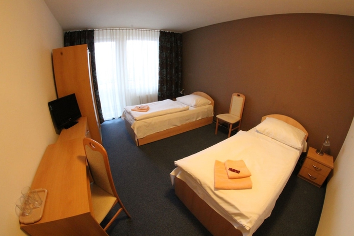 Imagen de la habitación del Hotel Spectrum. Foto 5