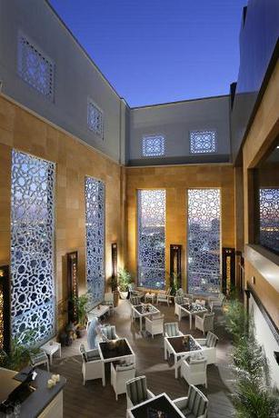 Imagen de los interiores del Hotel Spectrums Tahlia Jeddah. Foto 6