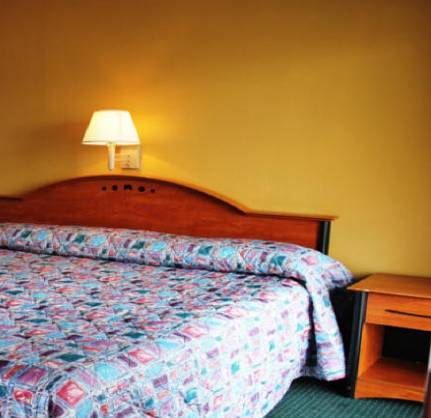 Imagen de la habitación del Hotel Speedway Inn. Foto 7