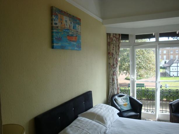 Imagen de la habitación del Hotel Spencer Court. Foto 10