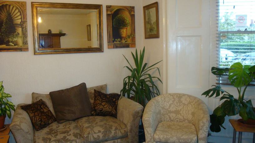 Imagen del bar/restaurante del Hotel Spencer Court. Foto 1
