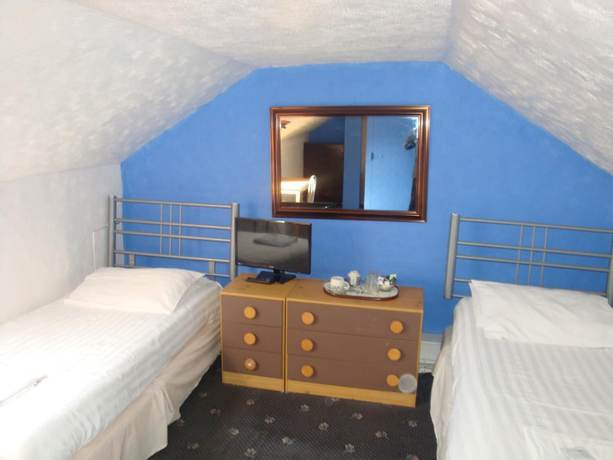Imagen de la habitación del Hotel Spencer Court. Foto 12