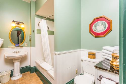 Imagen de la habitación del Hotel Spencer House Inn. Foto 10