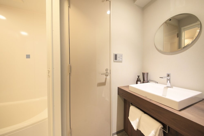 Imagen de la habitación del Hotel S-peria Inn Nihonbashi Hakozaki. Foto 9