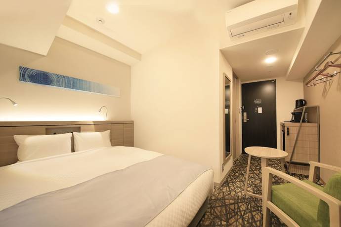 Imagen de la habitación del Hotel S-peria Inn Osaka Hommachi. Foto 5