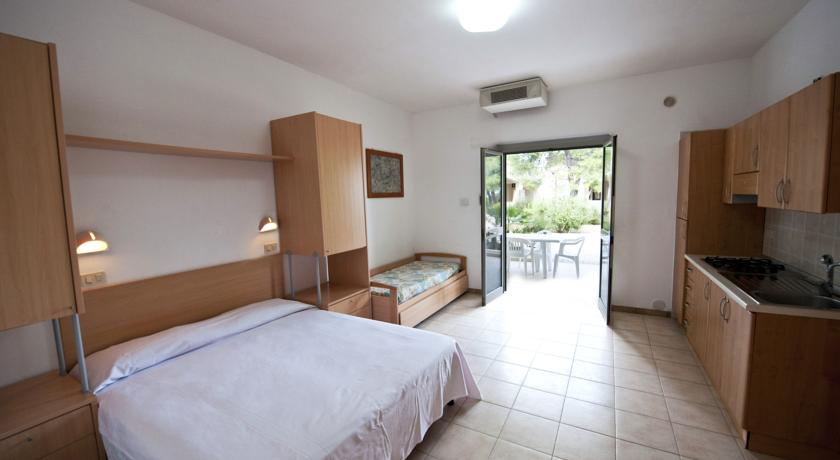 Imagen general del Hotel Spiaggia Lunga Camping. Foto 13