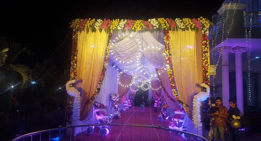 Imagen de los exteriores del Hotel Spice. Foto 10